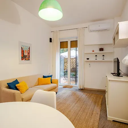 Con Terrazza Vicino S Pietro Apartament